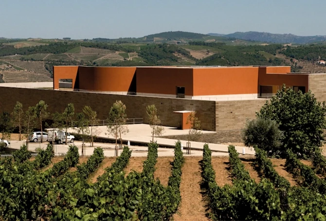 Casal de Celeirós Visitors’ Centre Casal de Celeirós Visitors’ Centre